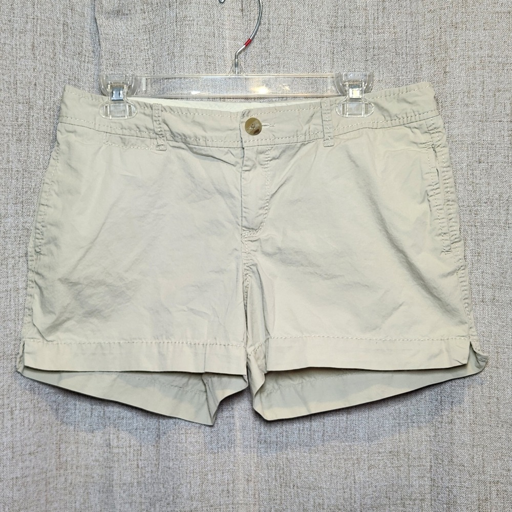 Old Navy Khaki Shorts Women's 8 Ivory Mid Rise‎ 3.5" Inseam 100% Cotton Casual